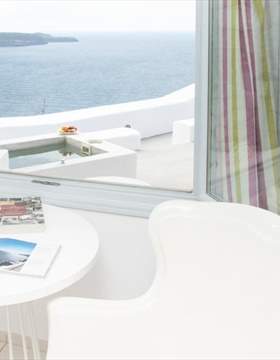 Lilium Hotel Santorini